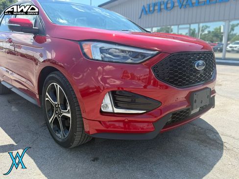 Used 2020 Ford Edge ST w/ Equipment Group 401A AWD/4WD image 10