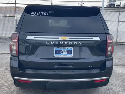 Used 2024 Chevrolet Suburban LT image 28