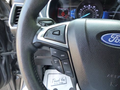 Used 2021 Ford Edge SEL w/ Convenience Package AWD/4WD image 26