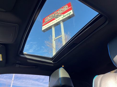 Used 2022 Dodge Challenger R/T w/ Blacktop Package image 4