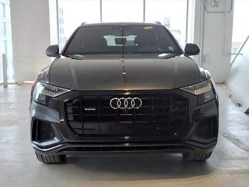 Used 2019 Audi Q8 Premium Plus w/ Premium Plus image 2