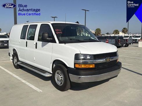 Used 2025 Chevrolet Express 2500 w/ Driver Convenience Package RWD image 15