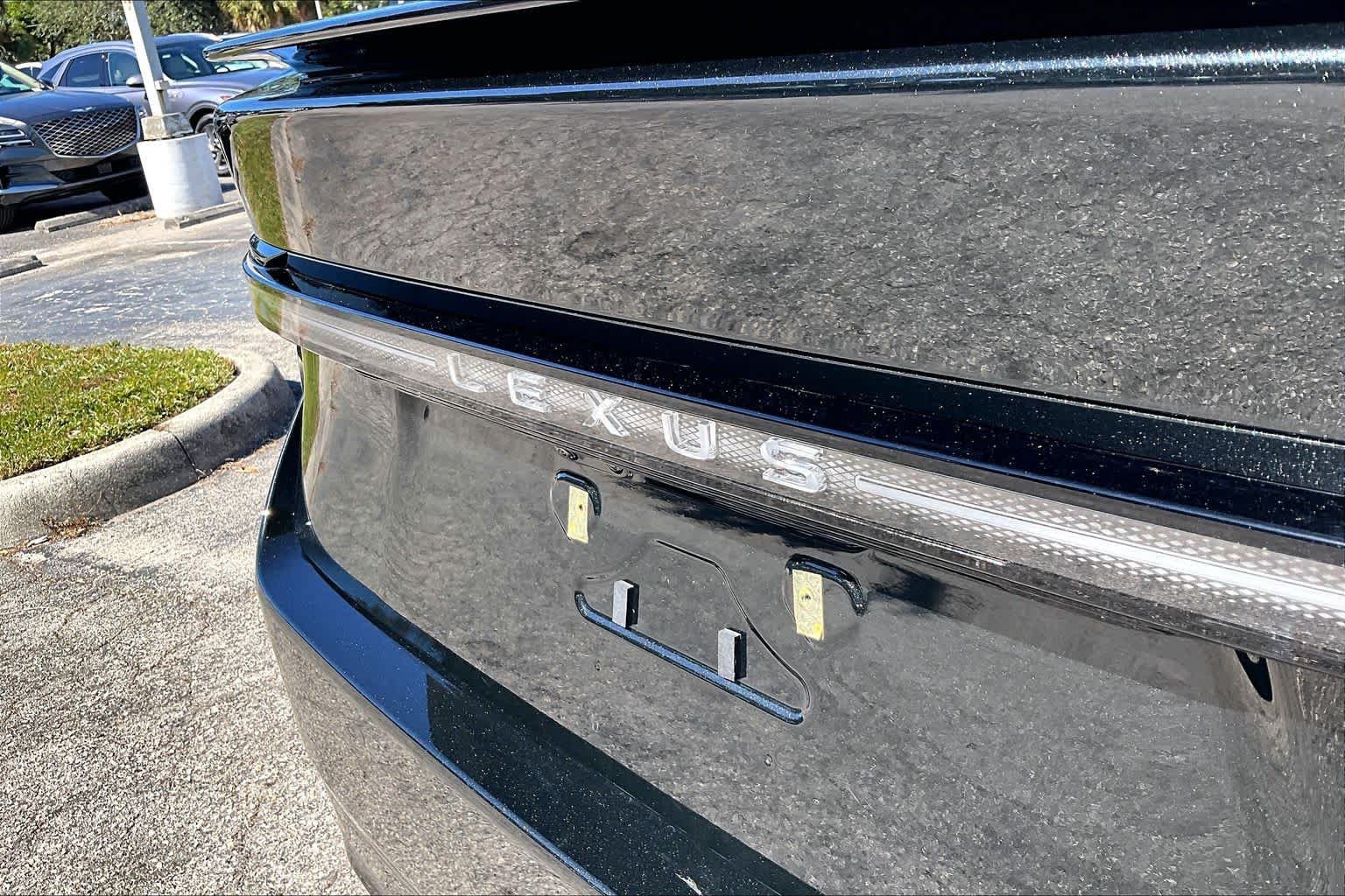 Used 2026 Lexus ES 350h w/ Accessory Package (K3) FWD image 31