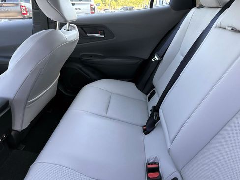Used 2025 Toyota Prius Limited w/ Limited Premium Package image 15