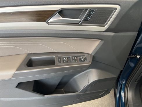 Used 2022 Volkswagen Atlas SE image 12