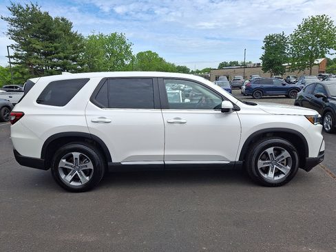 Certified 2023 Honda Pilot EX-L image 7