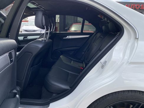 Used 2013 Mercedes-Benz C 250 Luxury image 36