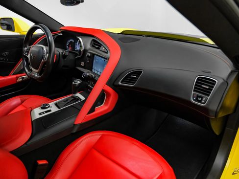 Used 2018 Chevrolet Corvette Z06 image 69