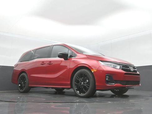Used 2026 Honda Odyssey Sport-L image 10