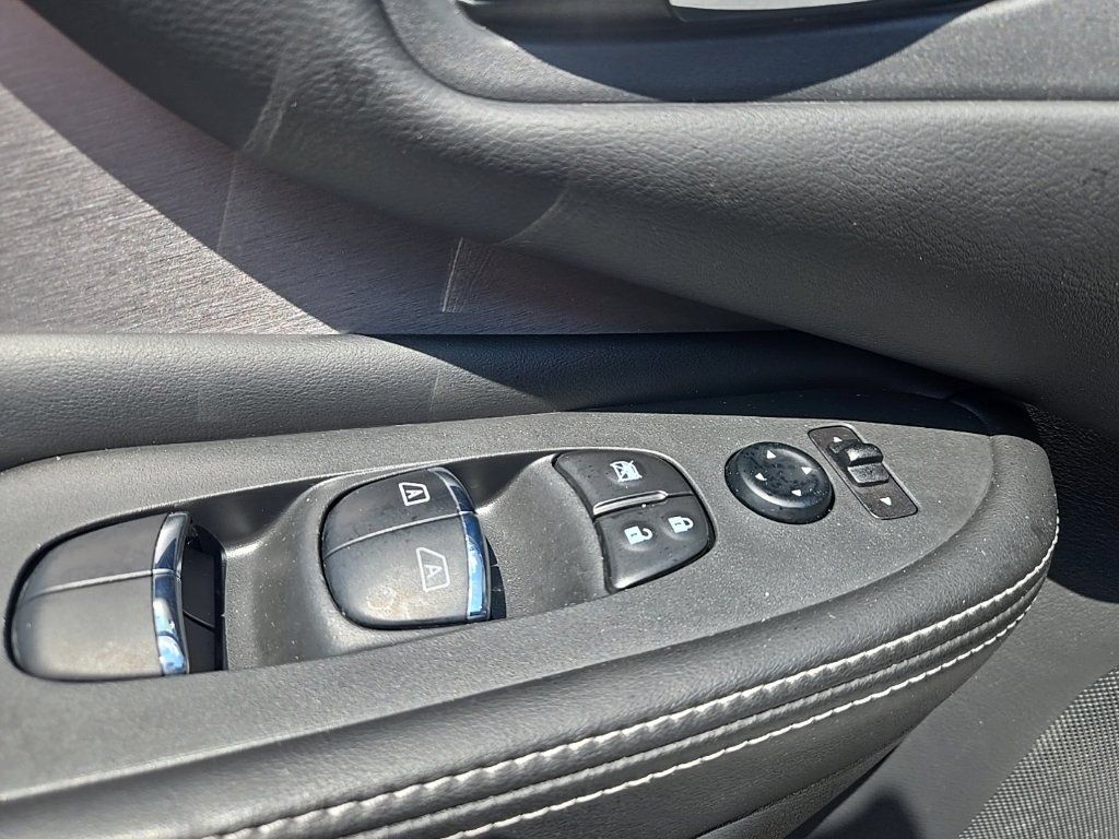 Used 2024 Nissan Murano SL AWD/4WD image 29