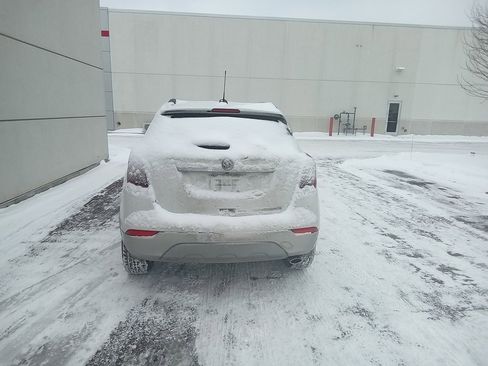 Used 2020 Buick Encore Preferred image 4