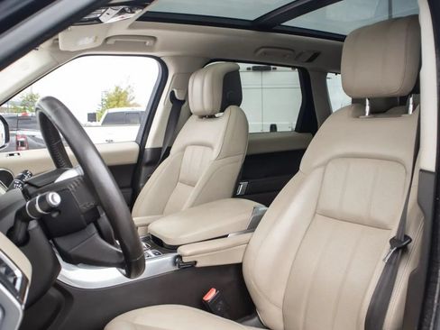 Used 2019 Land Rover Range Rover Sport HSE AWD/4WD image 37