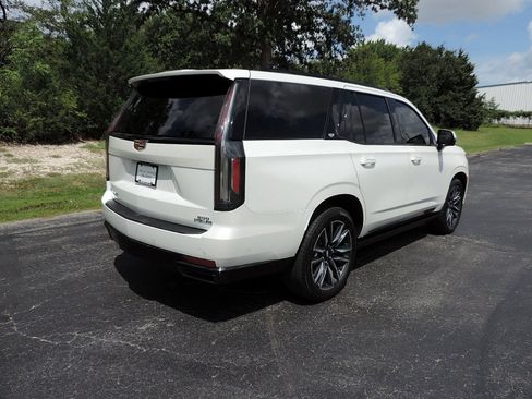Certified 2023 Cadillac Escalade Sport w/ Touring Package AWD/4WD image 5