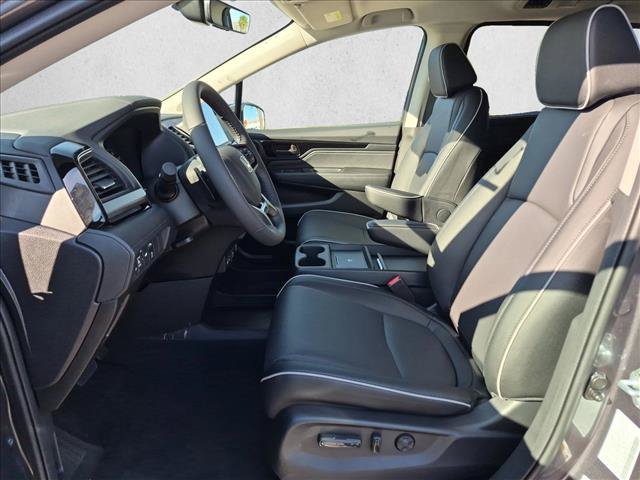 New 2026 Honda Odyssey Touring image 4