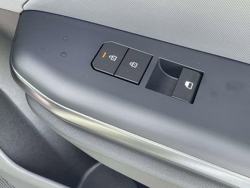 New 2026 Kia K4 LXS image 13