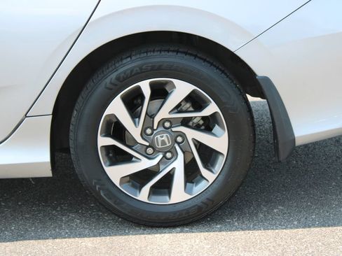 Used 2017 Honda Civic EX image 18