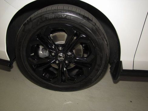 Certified 2025 Honda Accord SE image 23