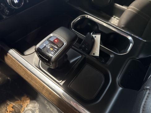 Used 2023 Chevrolet Silverado 1500 High Country w/ High Country Premium Package image 18