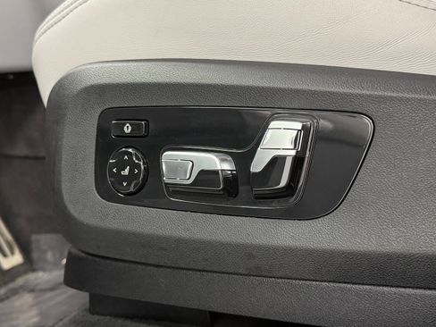 Used 2025 BMW X5 M Competition AWD/4WD image 42
