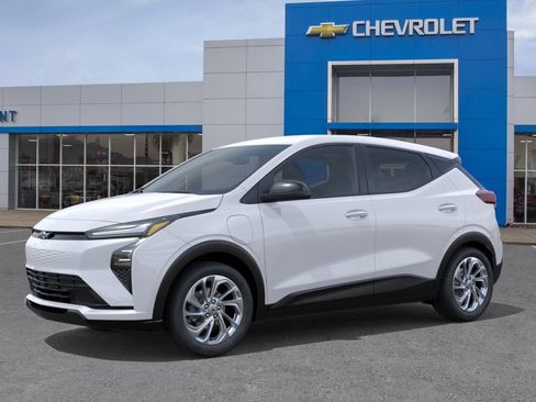 New 2027 Chevrolet Bolt LT w/ Comfort Package FWD image 7