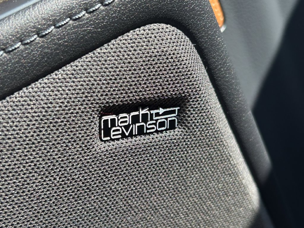 Used 2025 Lexus GX 550 w/ Accessory Package (2T) AWD/4WD image 29