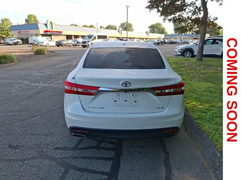 Used 2015 Toyota Avalon XLE Touring FWD image 8