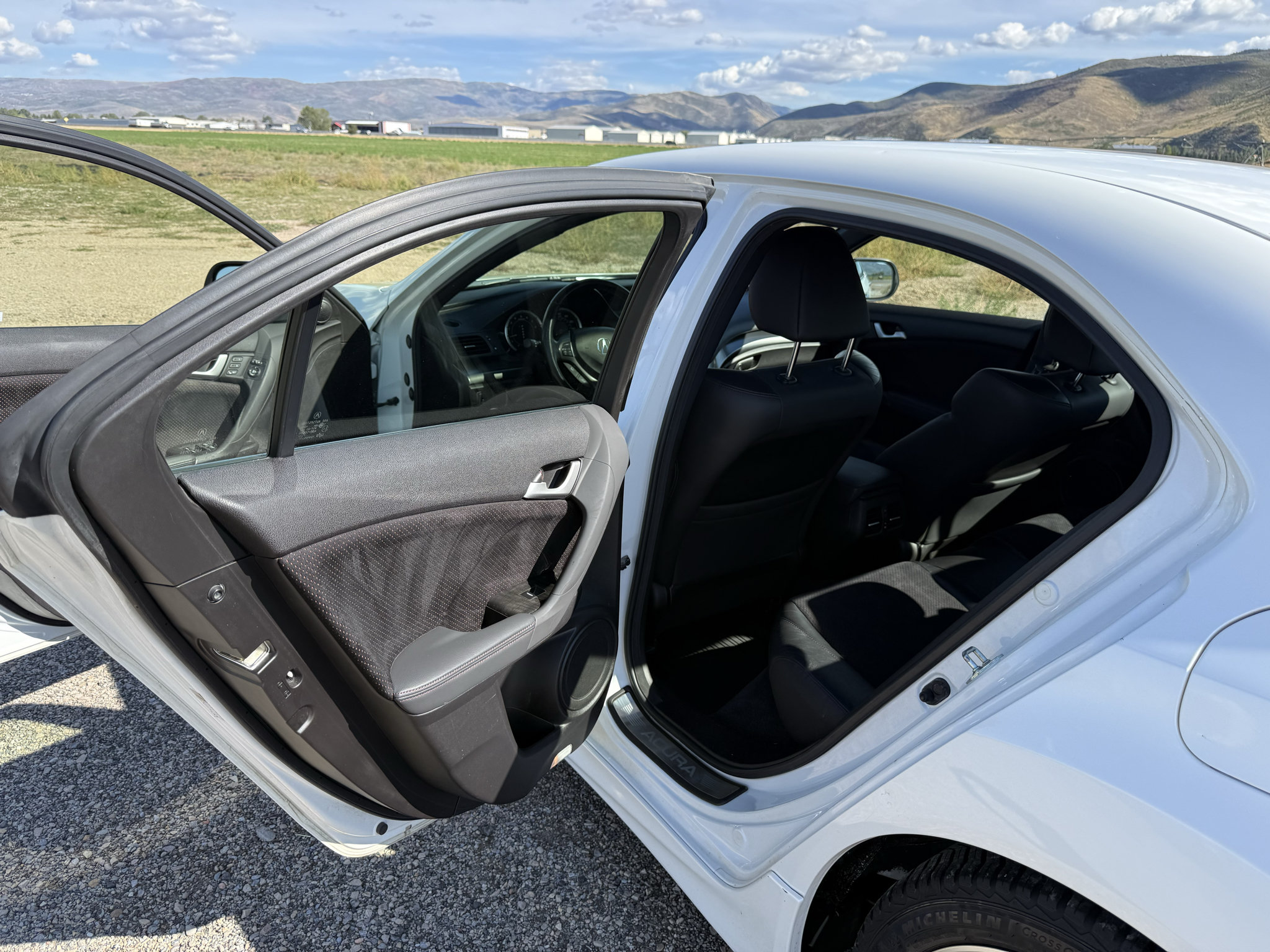 Used 2014 Acura TSX Special Edition FWD image 23