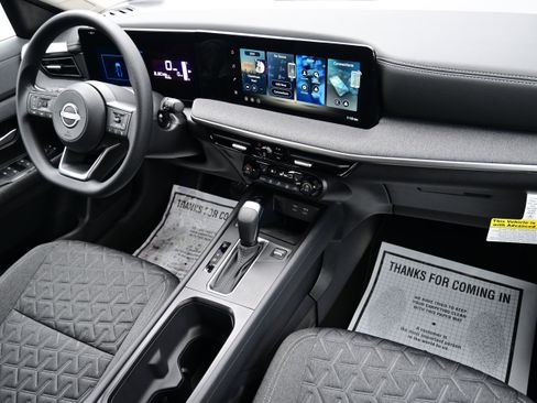 New 2026 Nissan Kicks SV image 18