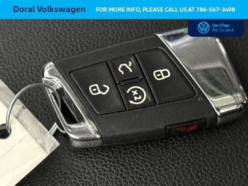 Certified 2022 Volkswagen Atlas SE w/ Panoramic Sunroof Package image 28