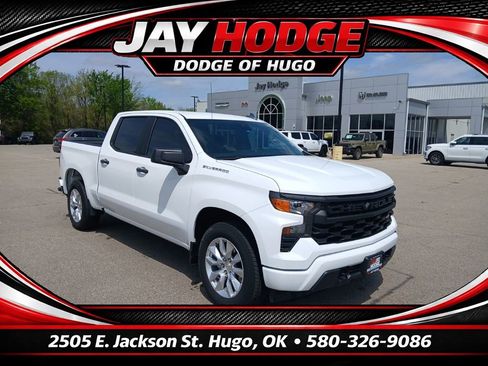 Used 2024 Chevrolet Silverado 1500 Custom image 1