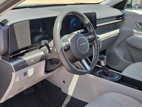 Used 2024 Hyundai Kona SEL FWD image 12