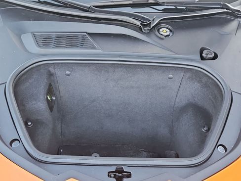 Used 2023 Chevrolet Corvette Stingray Premium Conv w/ Z51 Performance Package image 21