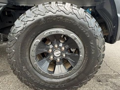 Used 2018 Ford F150 Raptor w/ Equipment Group 802A Luxury AWD/4WD image 6