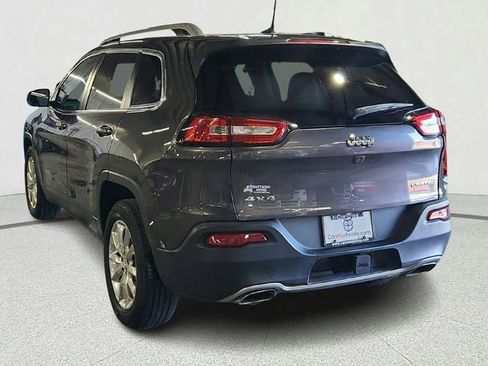 Used 2016 Jeep Cherokee Limited w/ Luxury Group image 5