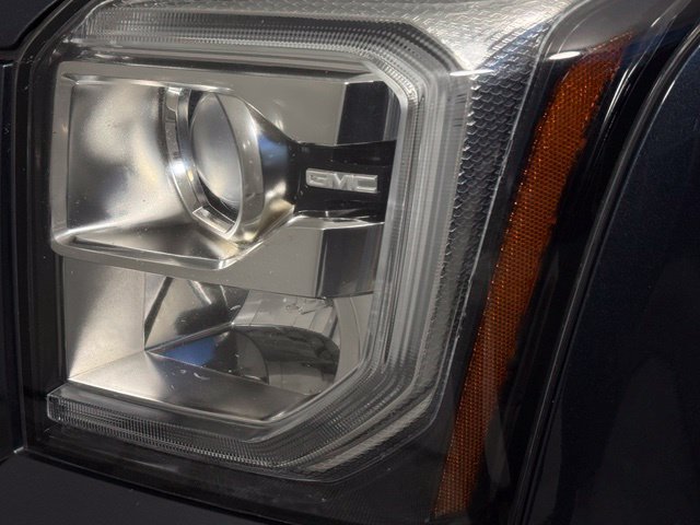 Used 2019 GMC Yukon Denali w/ Denali Ultimate Package AWD/4WD image 13