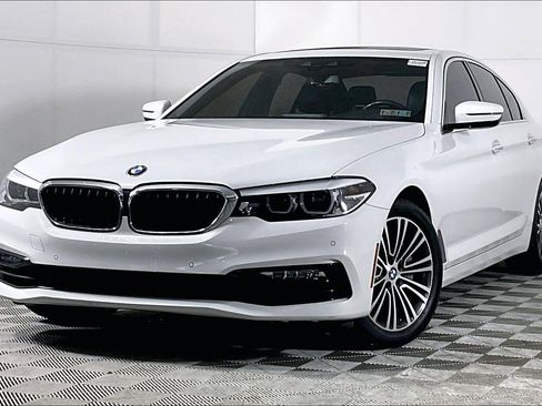 Used 2018 BMW 530i xDrive image 2
