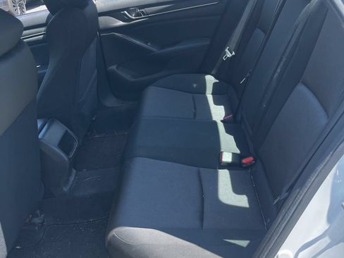Used 2018 Honda Accord Hybrid image 10