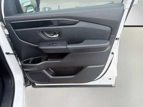 Certified 2023 Honda Pilot EX-L image 33