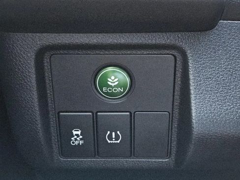 Used 2022 Honda HR-V Sport image 16