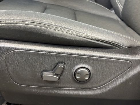 Used 2022 RAM 1500 Big Horn image 11