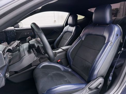 Used 2025 Ford Mustang Dark Horse image 23