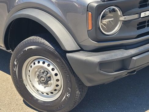 Used 2025 Ford Bronco 4-Door AWD/4WD image 9