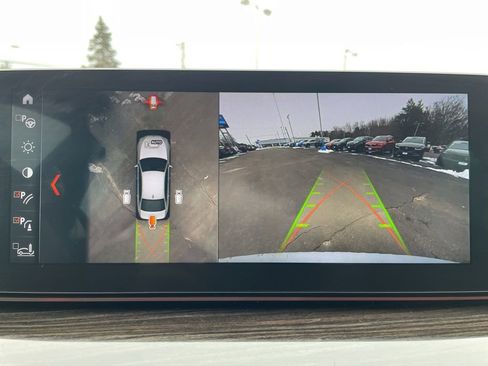 Used 2017 BMW 530i xDrive image 21