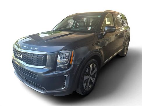 Used 2022 Kia Telluride EX w/ EX Premium Package AWD/4WD image 8