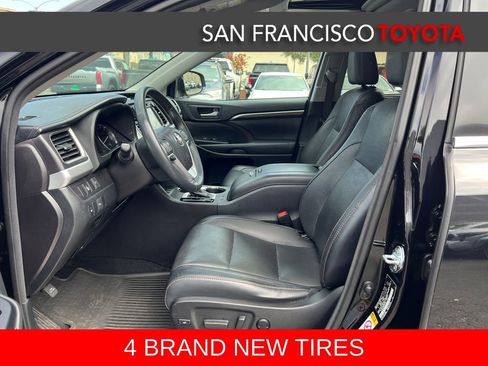 Used 2016 Toyota Highlander Limited AWD/4WD image 11