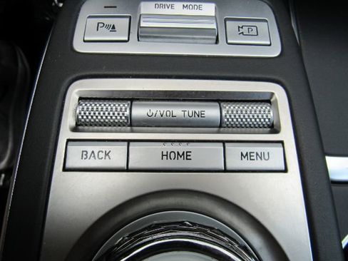 Used 2022 Genesis GV70 2.5T w/ Select Package image 57