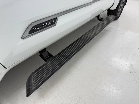 Used 2026 Toyota Tundra Platinum AWD/4WD image 8