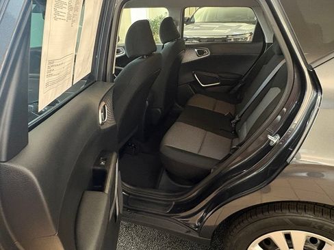 Used 2023 Kia Soul LX FWD image 27