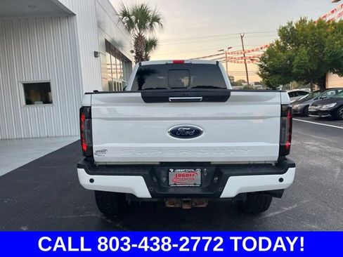 Used 2018 Ford F250 Lariat w/ Lariat Value Package AWD/4WD image 35