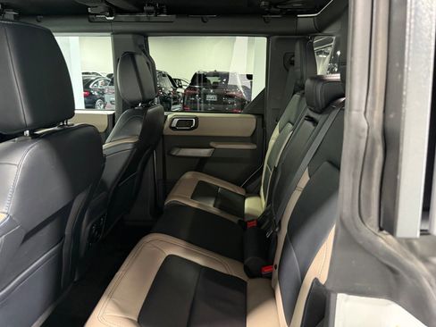 Used 2022 Ford Bronco Wildtrak AWD/4WD image 38